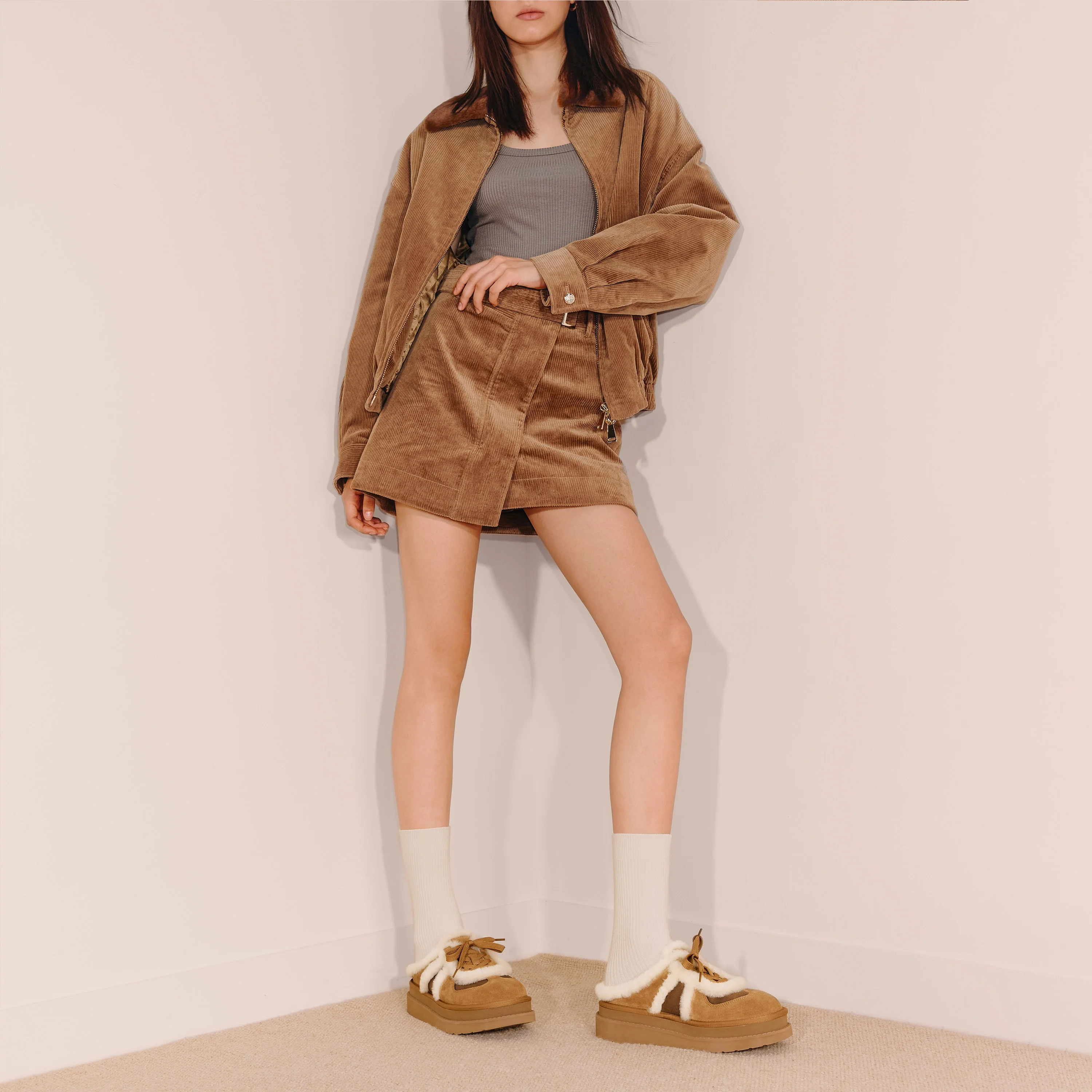 Snow Boots - Platform Fur-Lined Slip-On EIY10