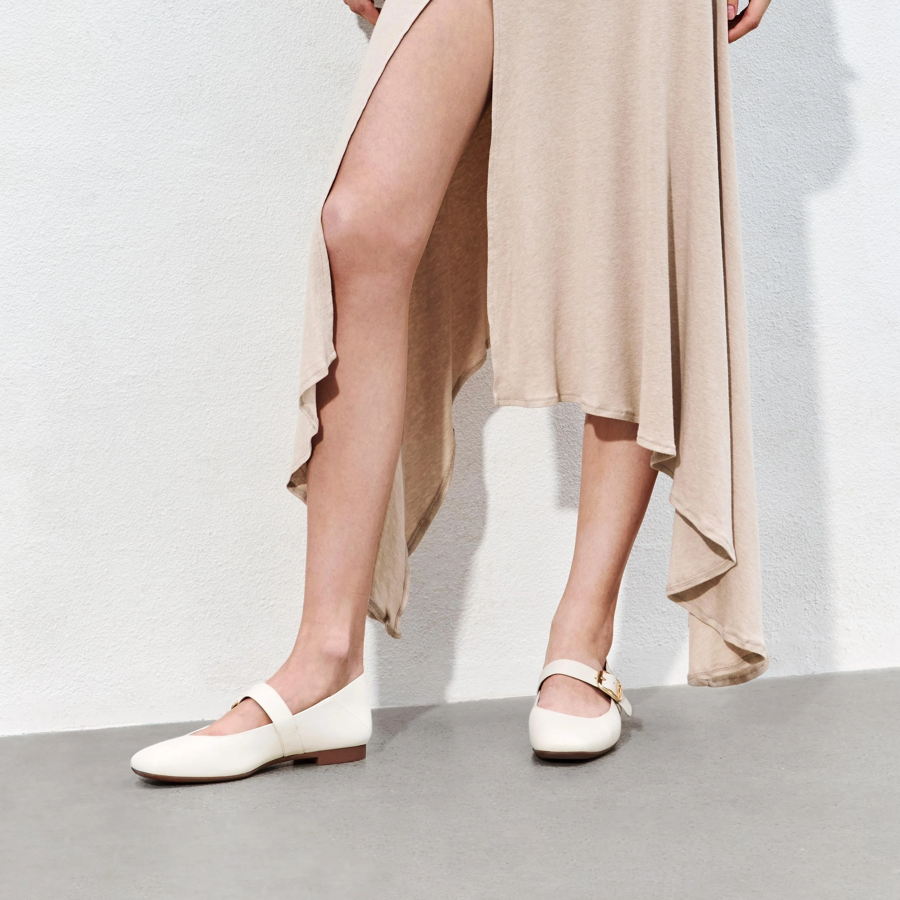 Mary Janes - "French Crème" Round-Toe Ballet Flats EPQ21 - Image 3