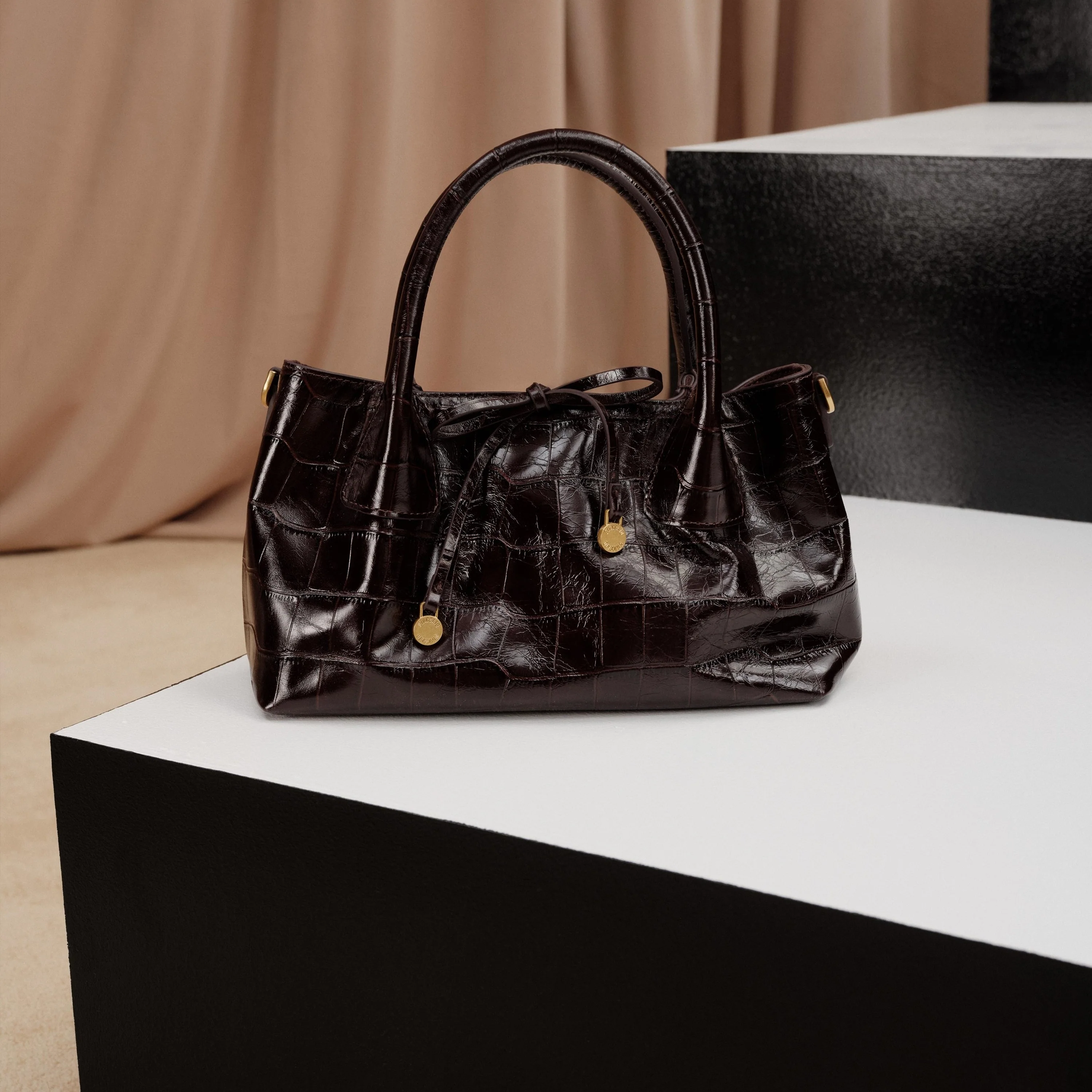 Shoulder Bag - Annie small square handbag X8253 - Image 3