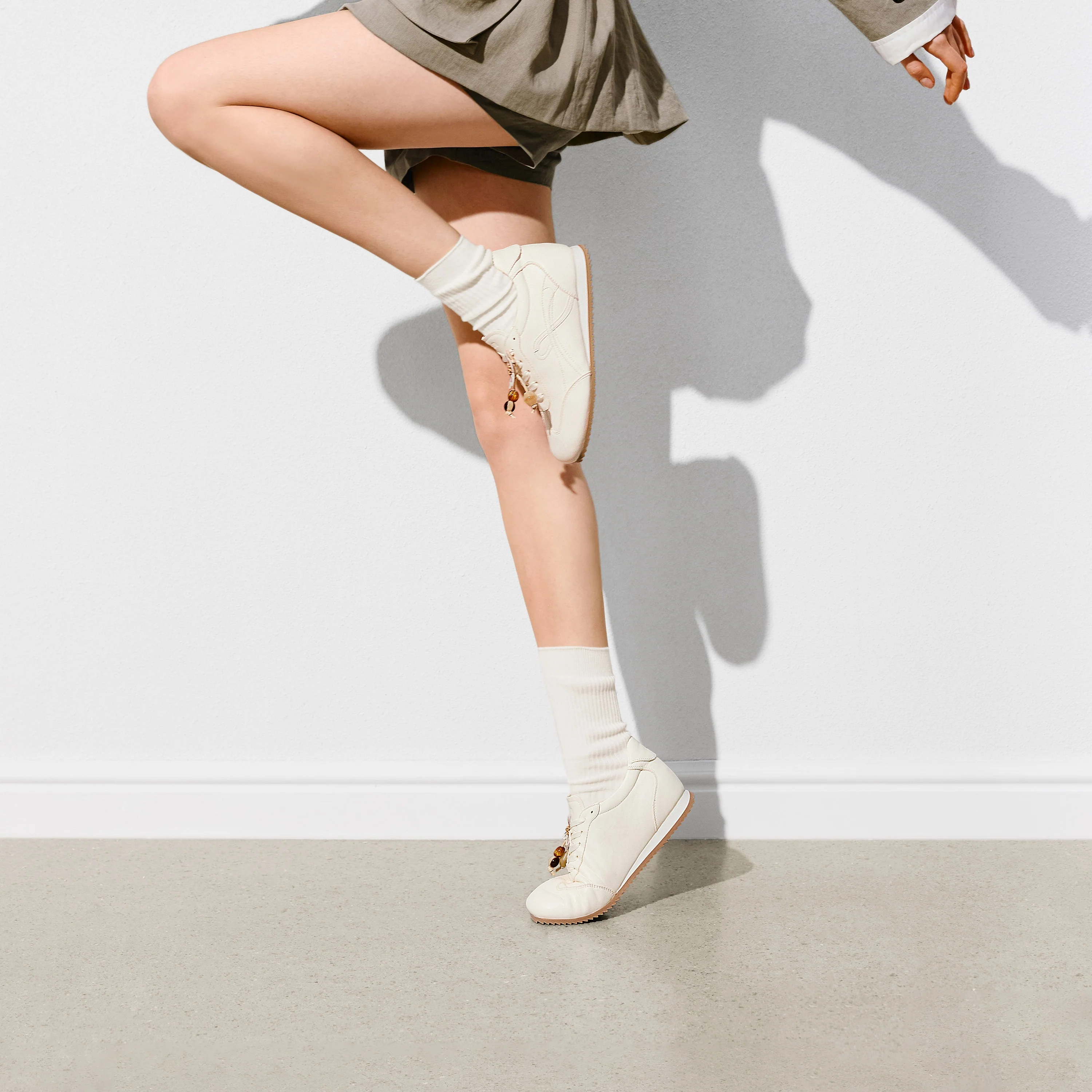 Sneakers - German Trainer J2502 - Image 3