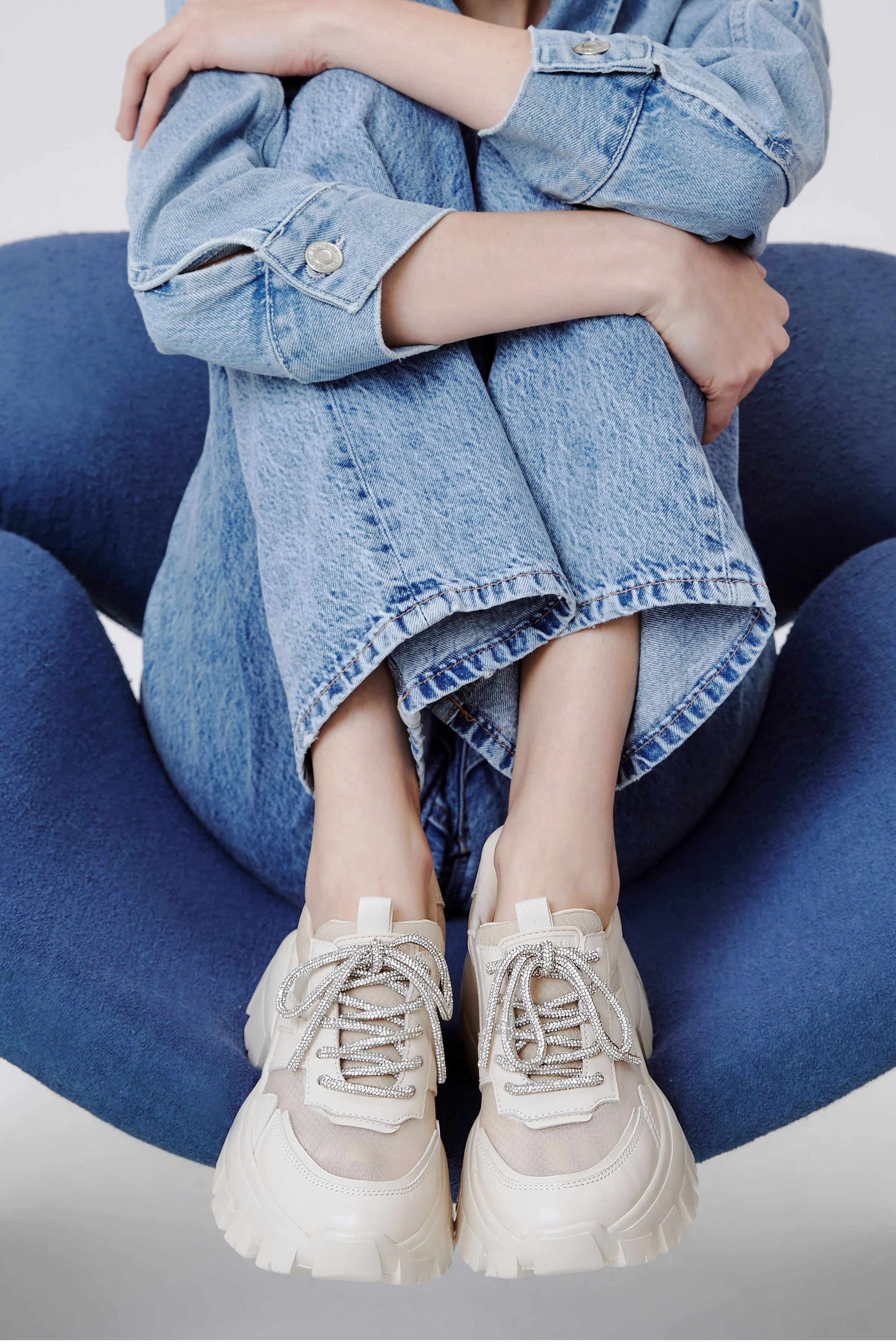 Sneakers - Glittery Laces Chunky Sole Sneaker ECE11 - Image 2