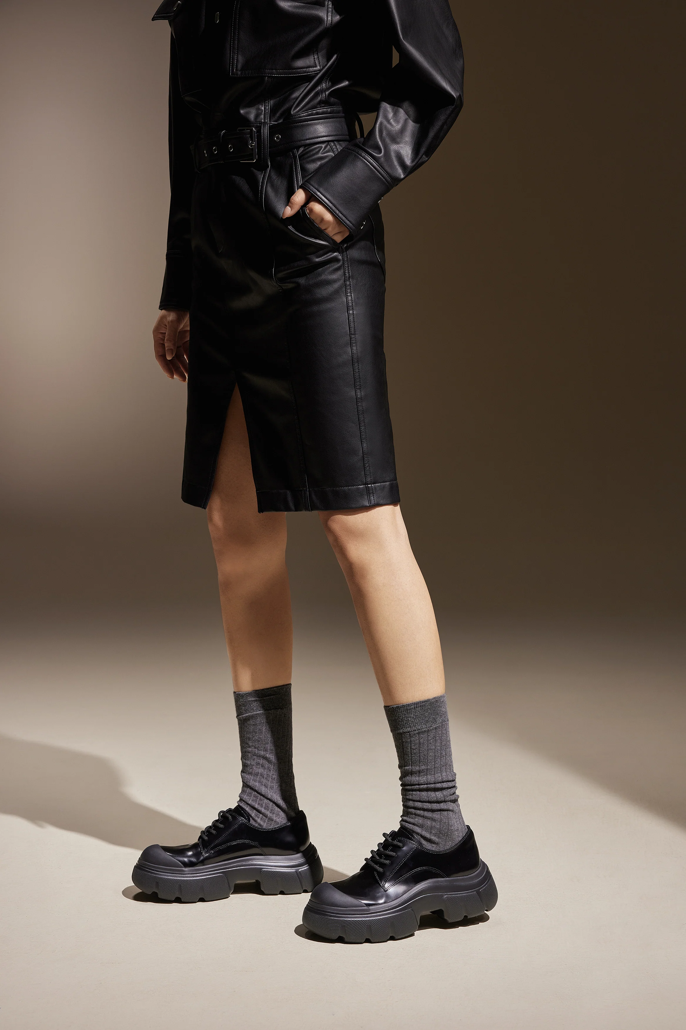 Sneakers - Leather Platform Oxford Style Sneakers ESF15 - Image 3