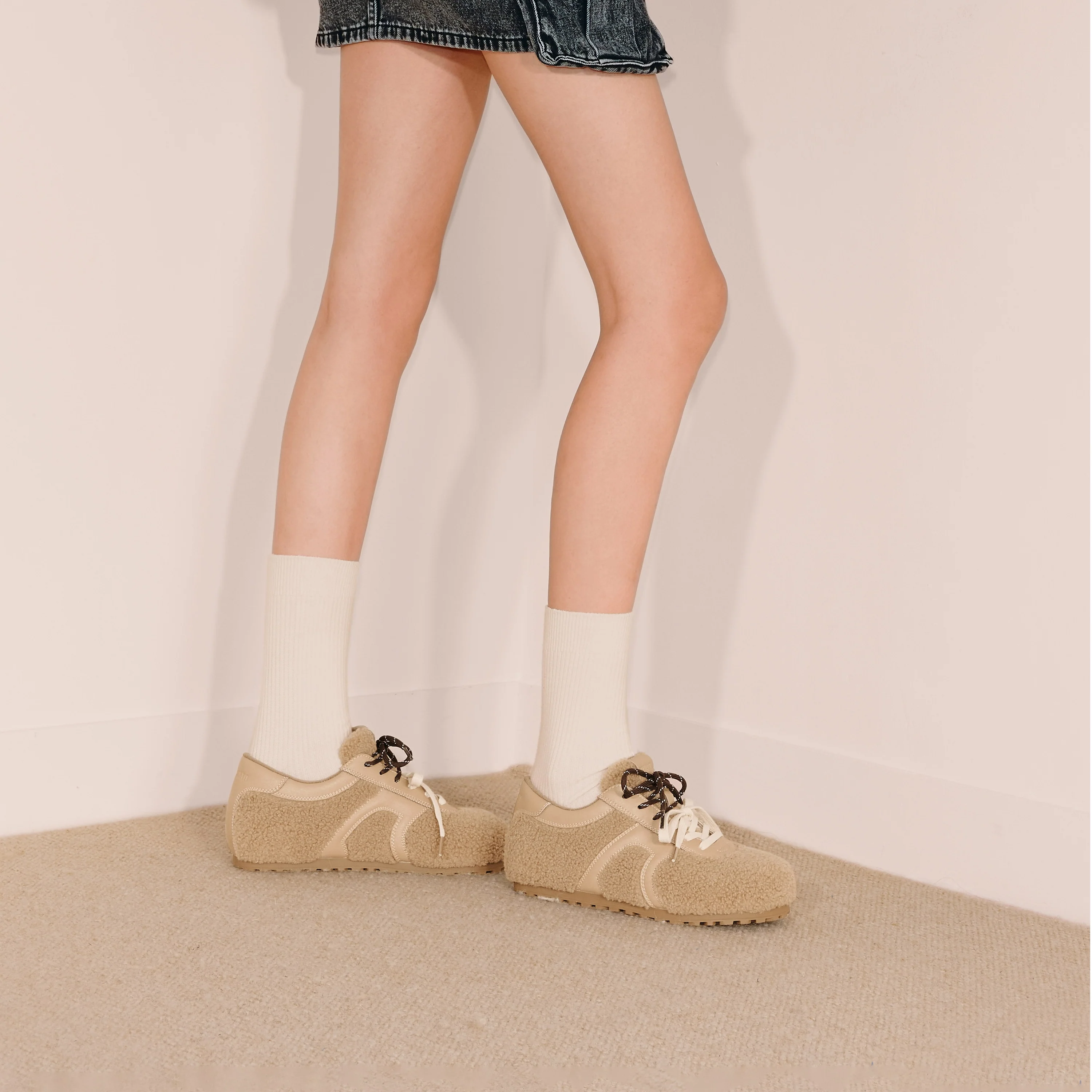 Sneakers - Retro Furry Sports Casual Flats S2901 - Image 6